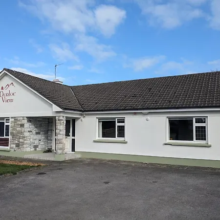 Holiday home Dunloe View *